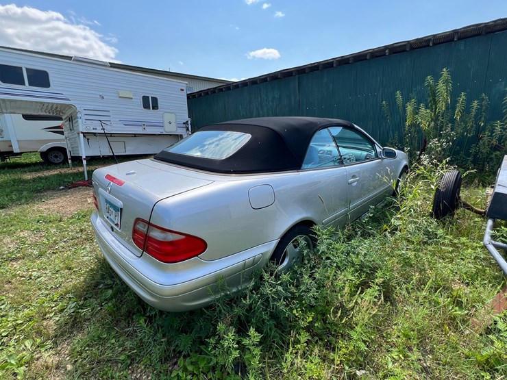 #103-•-2001-mercedes-benz-clk-430-convertible-(has-mn-title)-image-5
