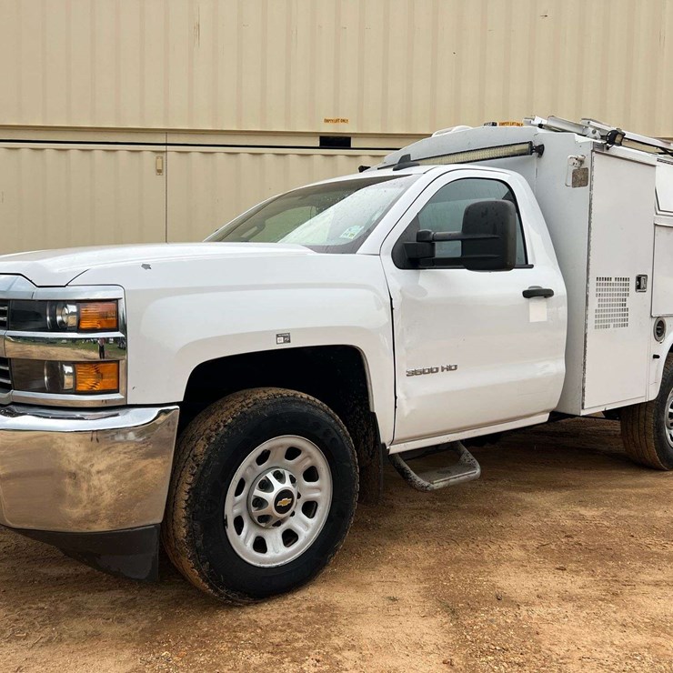 2015 CHEVROLET SILVERADO 3500HD