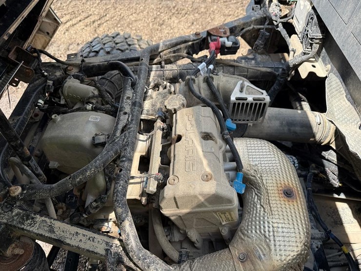 2022-bobcat-uv34-image-13