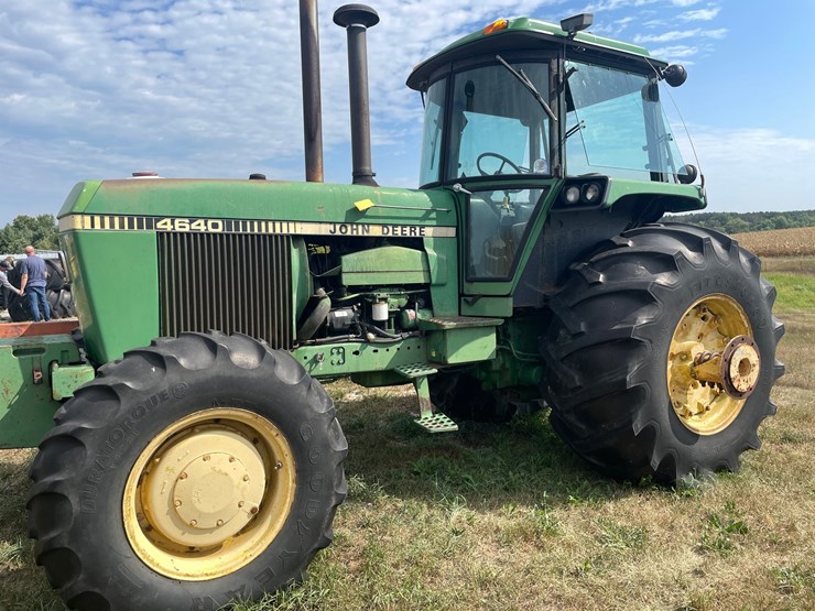 john-deere-4640-image-10