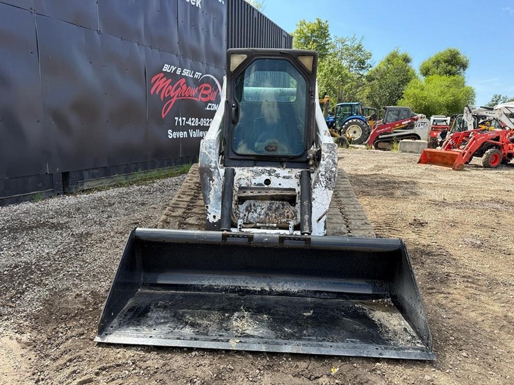 2004-bobcat-t300-image-7