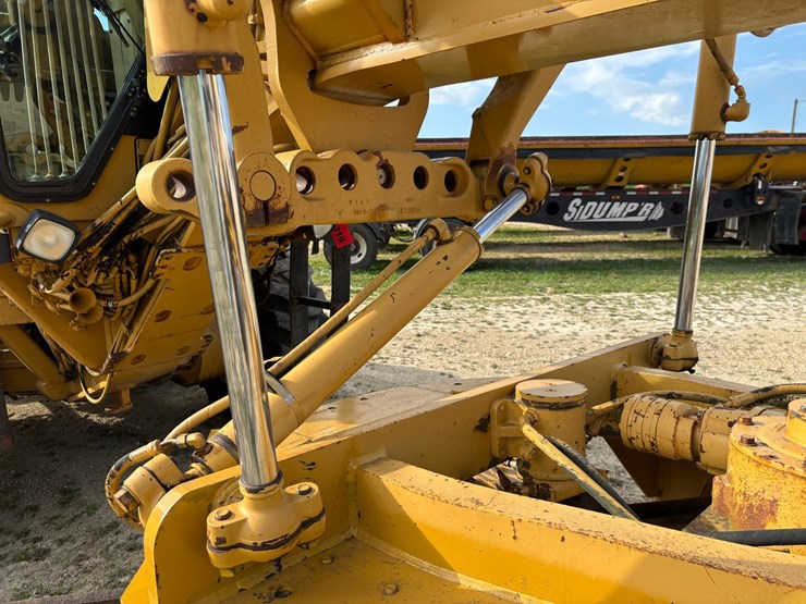 1999-caterpillar-163h-vhp-image-91