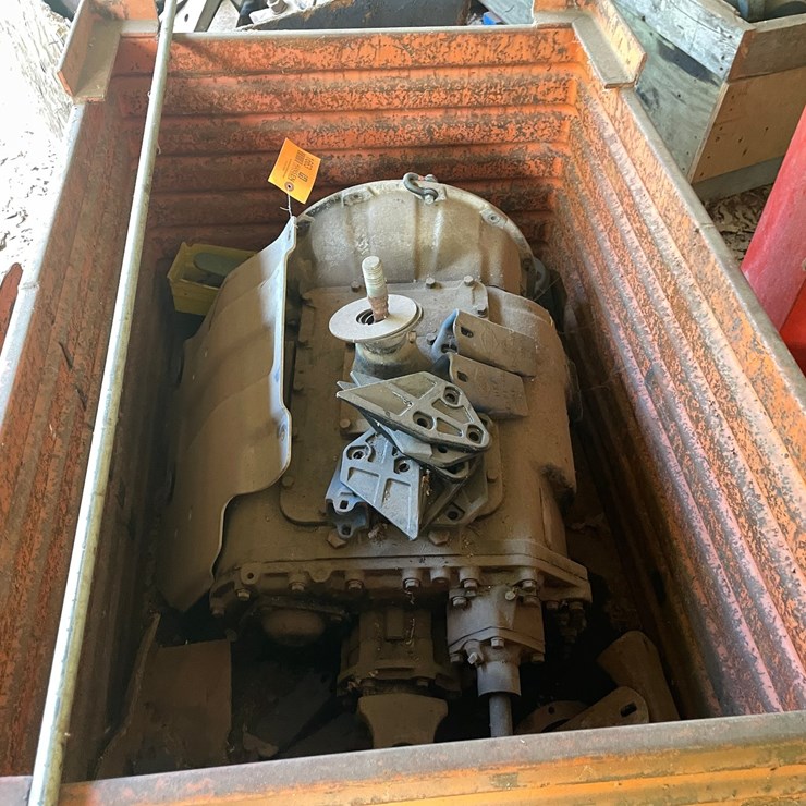 #1663 • Eaton RTF 910 Transmission
