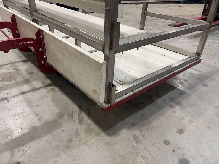 fast-hitch-stainless-steel-8’-carryall-image-19