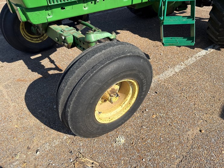 john-deere-4630-image-13