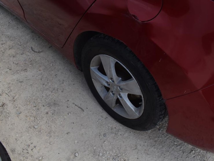 2014-hyundai-elantra-(vin-#-5npdh4ae7dh448028)-(showing-appx-181,723-miles,-image-7
