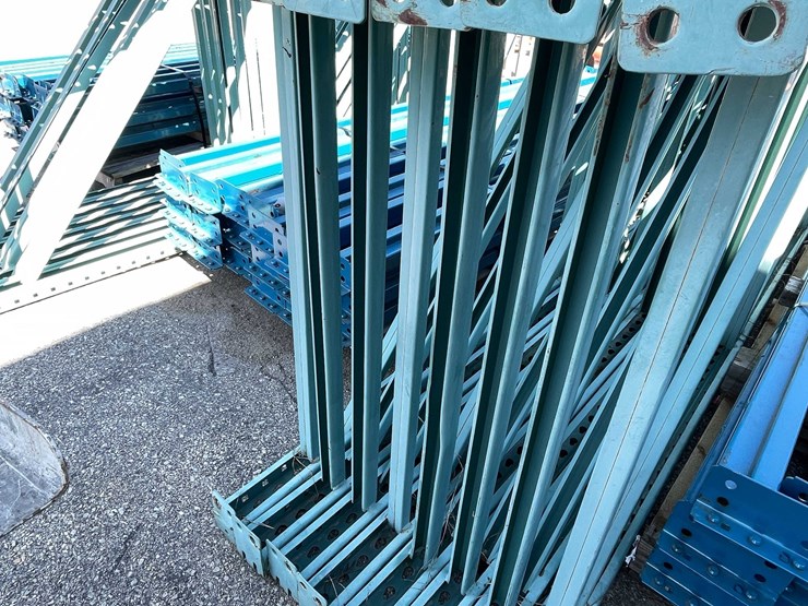 #9005-•-tear-drop-pallet-racking-(shed)-image-4