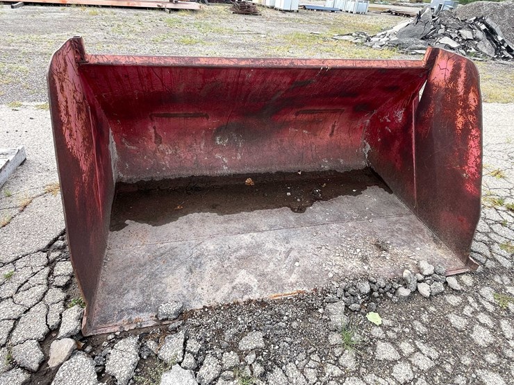 #10635-•-metal-bucket-image-1