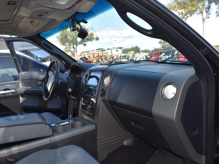 2007-lincoln-mark-lt-pickup-(vin-#-5ltpw16597fj01712)-(showing-appx-174,457-image-13