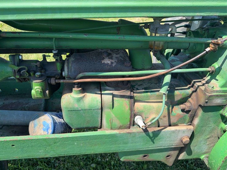 john-deere-b-image-21