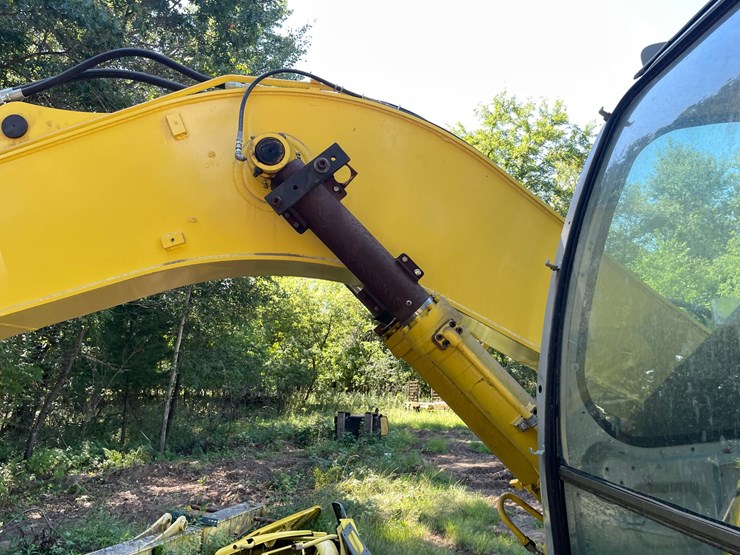 kobelco-135sr-lc-image-23