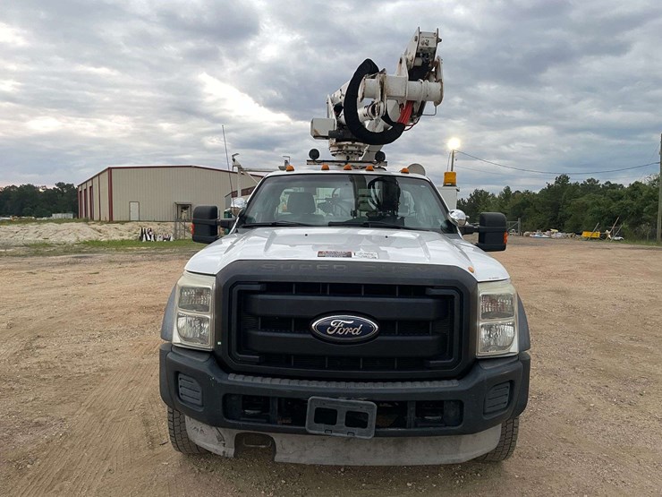 2012-ford-f550-image-5