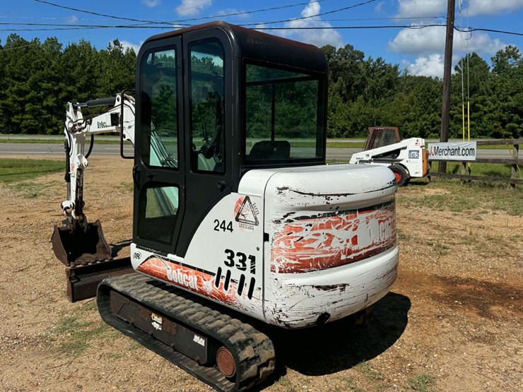 2002-bobcat-331-image-10