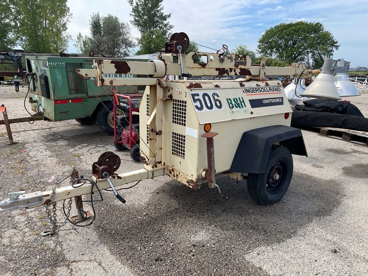 #10539-•-ingersoll-rand-portable-light-trailer-image-6