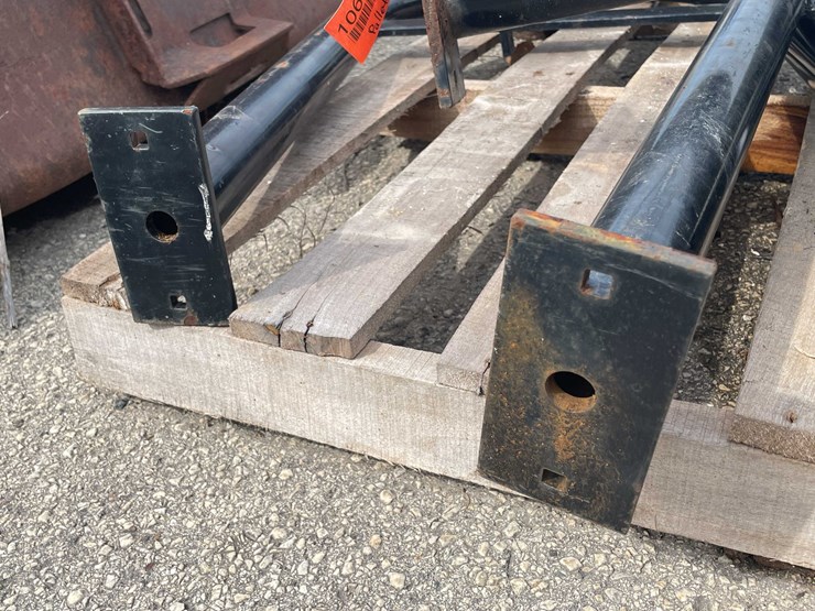 #10627-•-pallet-of-(4)-steel-safety-guards-image-7