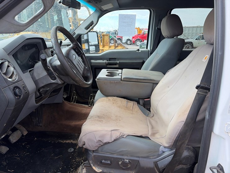 2013-ford-f350-image-18