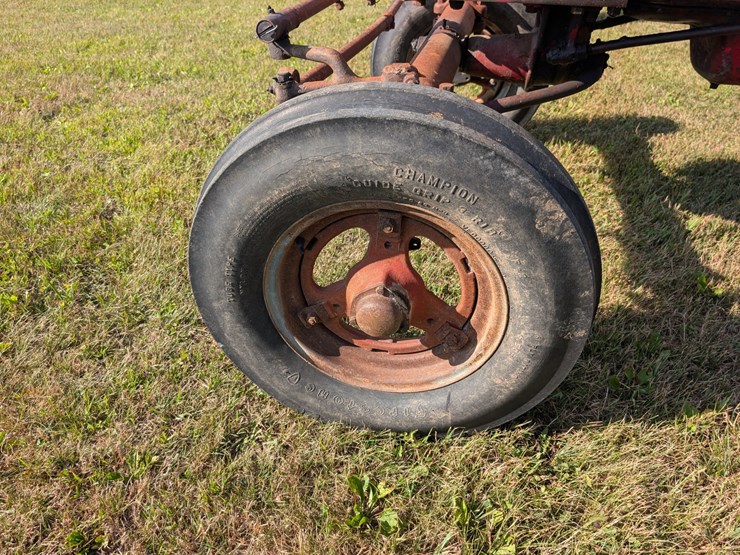 #119-•-farmall-md-image-7
