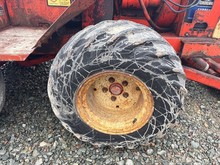 ditch-witch-2200-image-58
