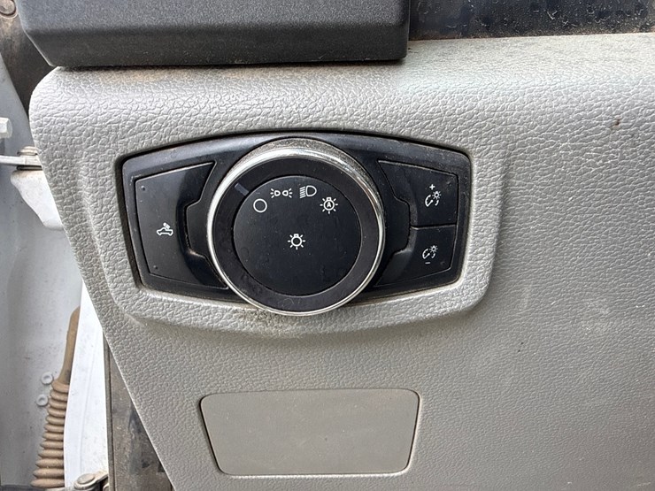 2017-ford-f250-image-47
