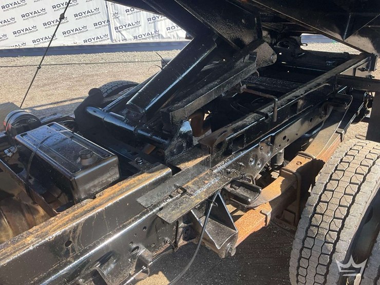 2015-ford-f450-image-32