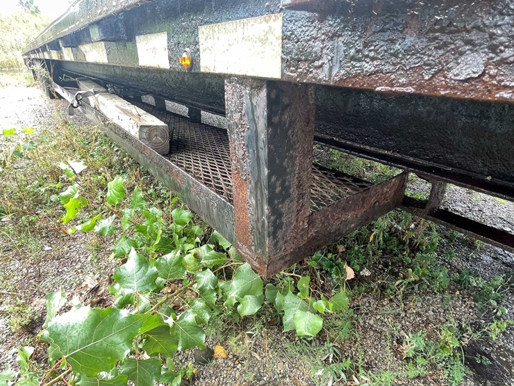 #10501-•-2016-delta-gooseneck-flatbed-(has-wi-title)-image-31
