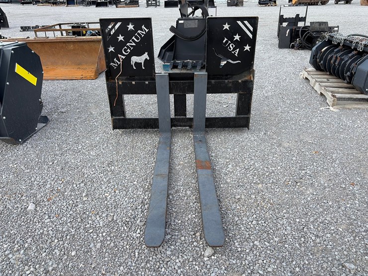 #419-•-magnum-usa-pallet-forks-image-4