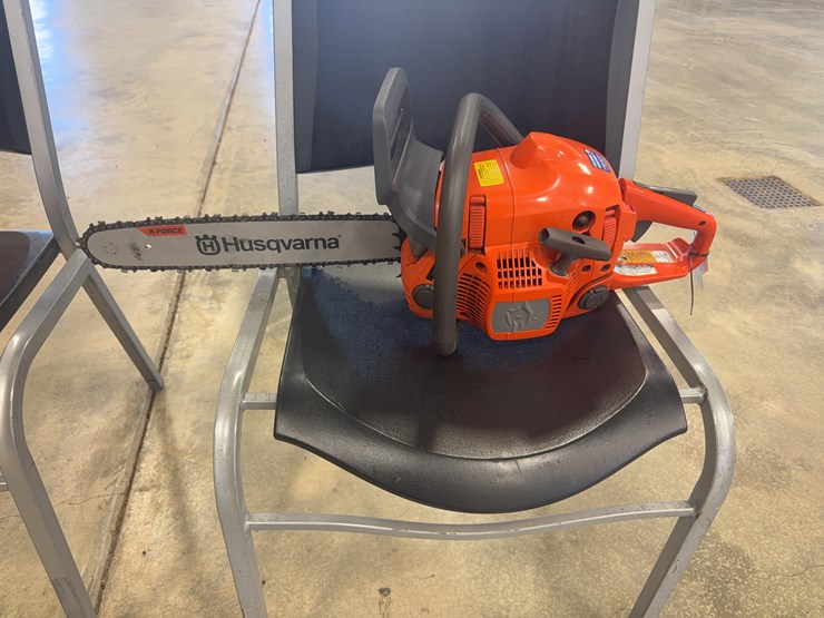 husqvarna-chainsaw-image-8