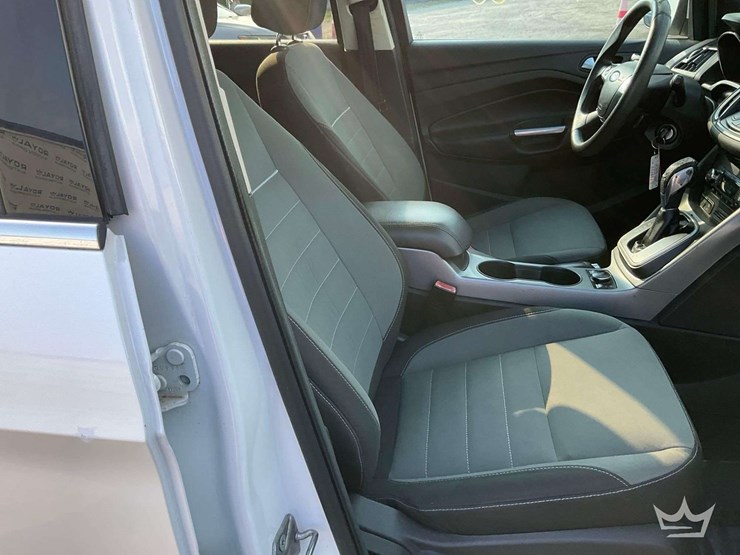 2013-ford-escape-image-19