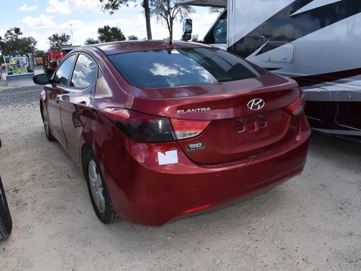 2014-hyundai-elantra-(vin-#-5npdh4ae7dh448028)-(showing-appx-181,723-miles,-image-6