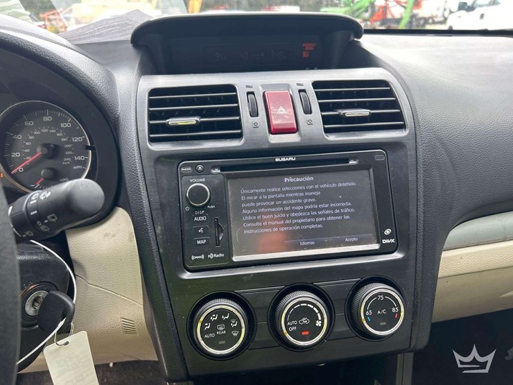 2013-subaru-crosstrek-image-17