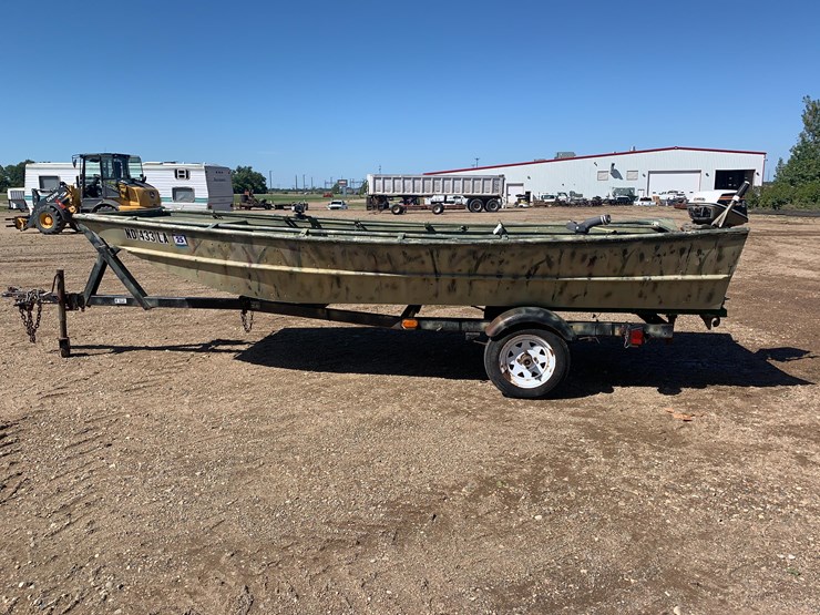 1970-rich-line-boat-image-8