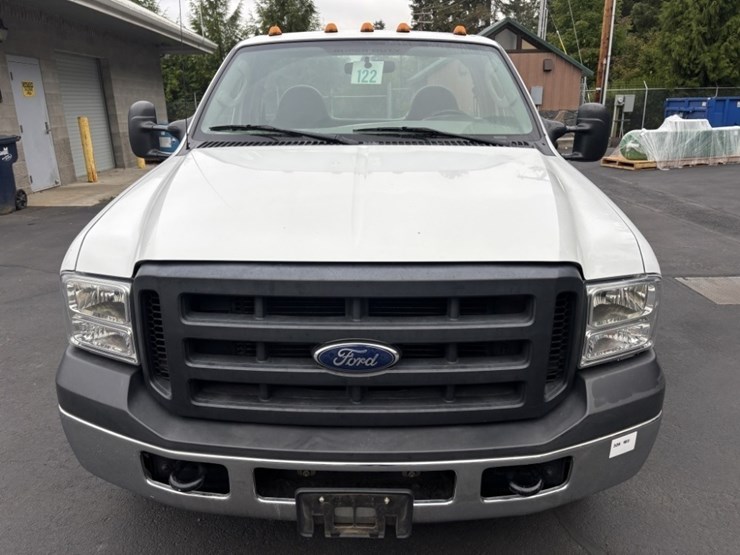 2007-ford-f350-xl-image-8