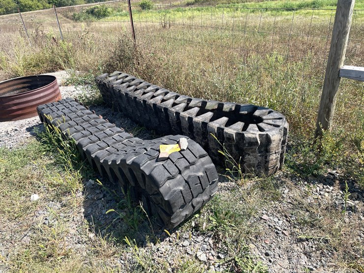 #6234-•-set-of-skid-steer-tracks-image-1