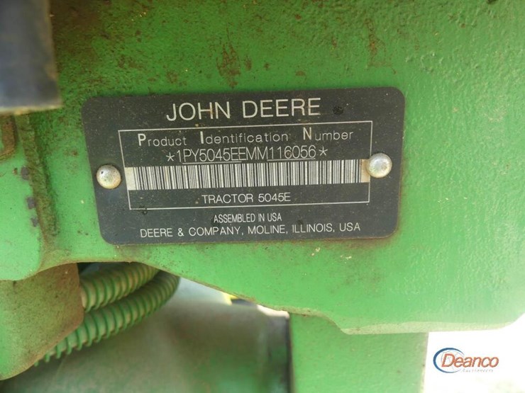 2021-john-deere-5045e-image-9