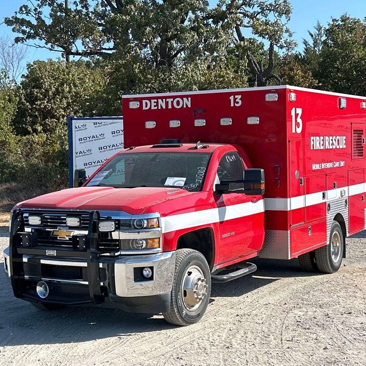 2016 CHEVROLET C3500