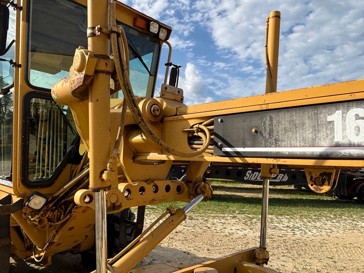 1999-caterpillar-163h-vhp-image-62