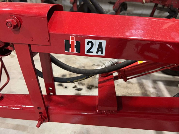 international-harvester-2a-6’-hay-conditioner-image-45