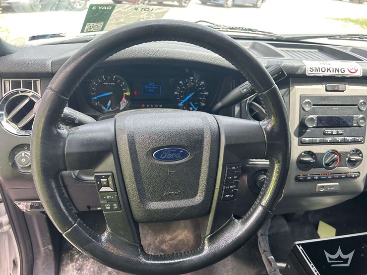 2016-ford-expedition-image-11
