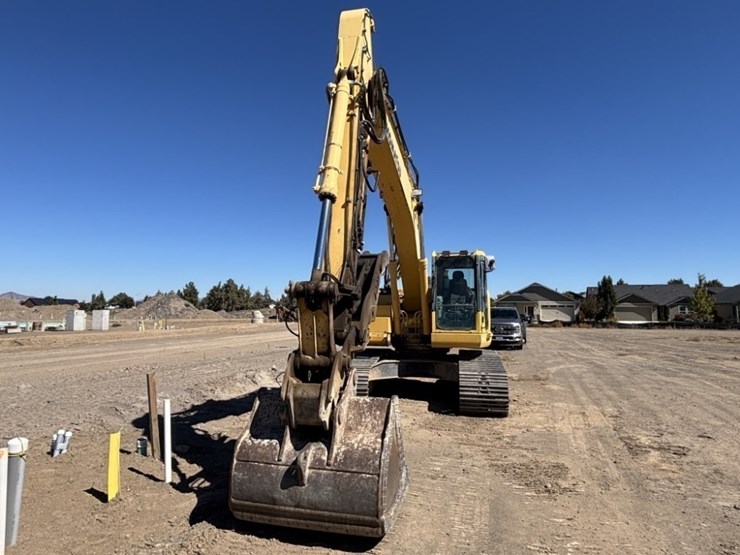 2013-komatsu-pc228us-lc-8-image-8