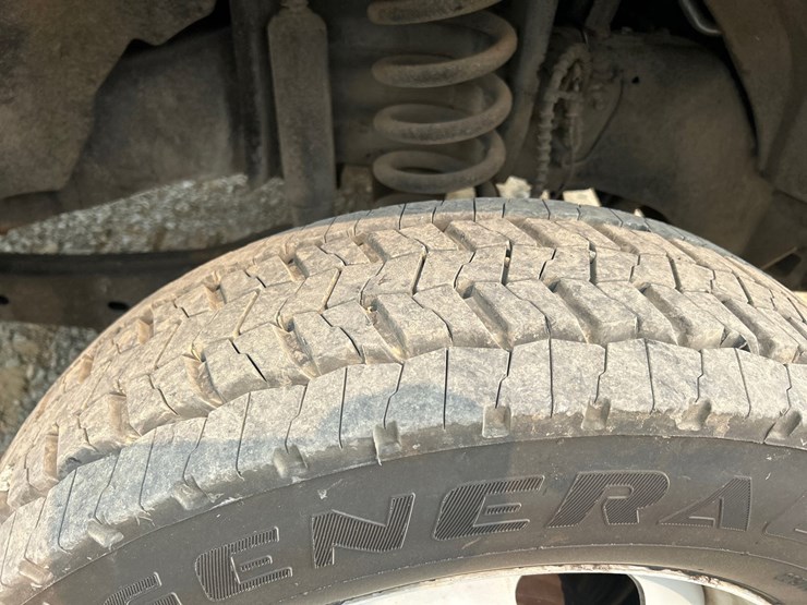 2019-ford-f550-image-74