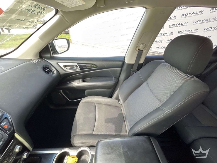 2018-nissan-pathfinder-image-19