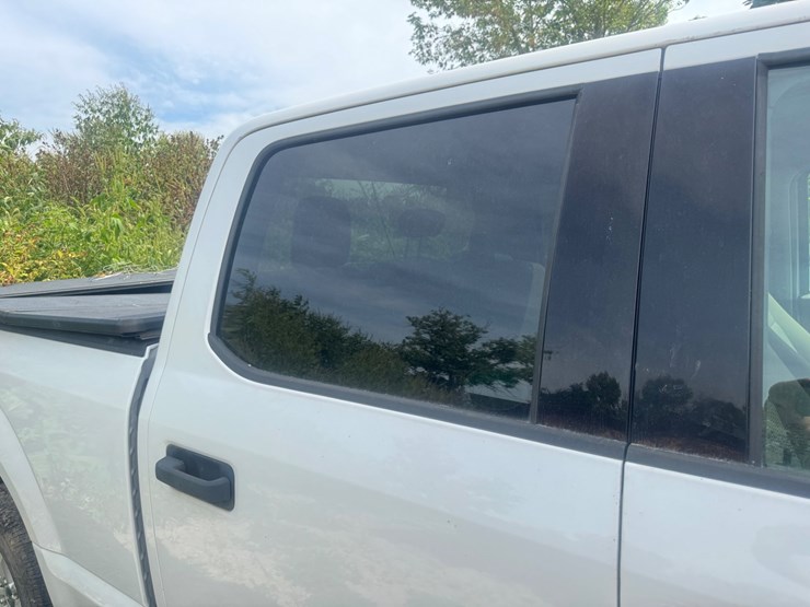2019-ford-f150-xlt-image-21