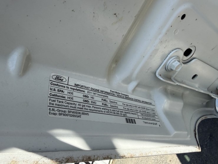 2011-ford-f450-image-15