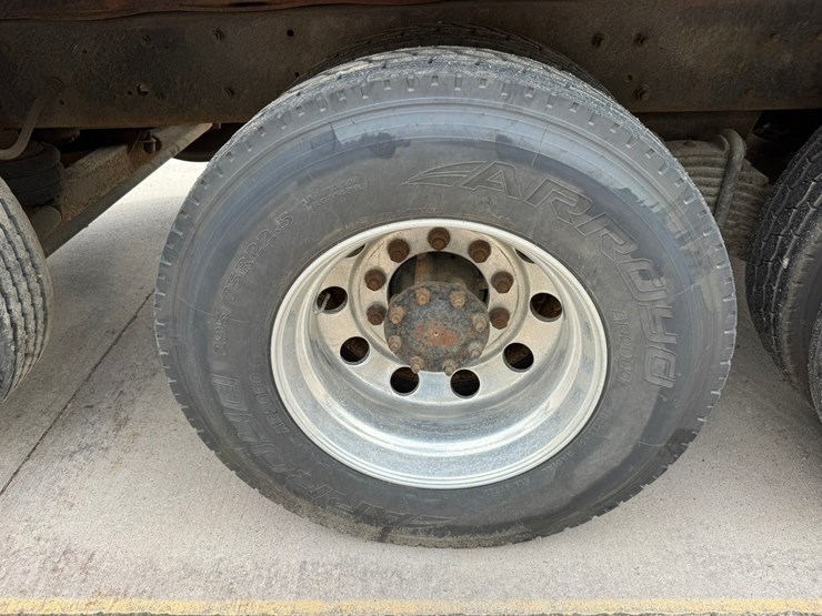 1995-mack-rd688s-image-79