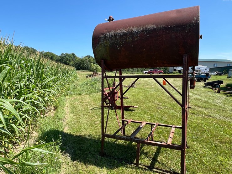 #5699-•-fuel-barrel-with-stand-image-3