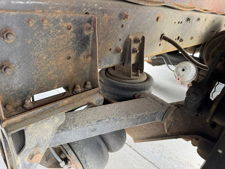 1995-mack-rd688s-image-69