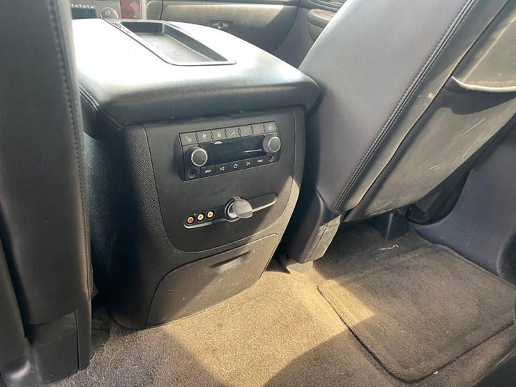 2008-gmc-yukon-denali-image-24