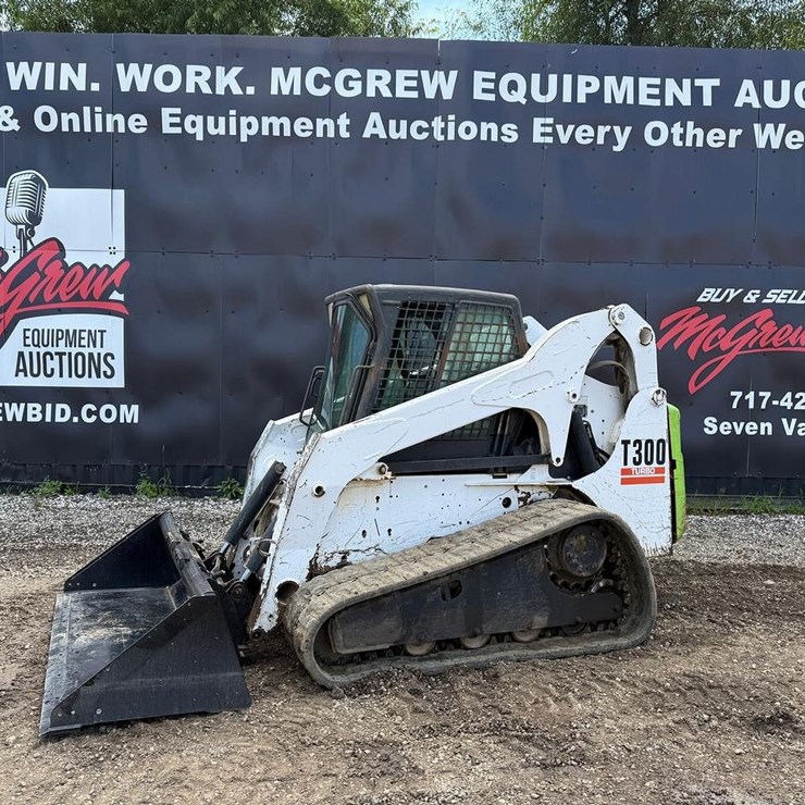 2004 BOBCAT T300