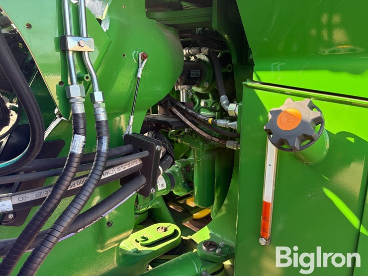 2025-john-deere-9rx-640-image-18