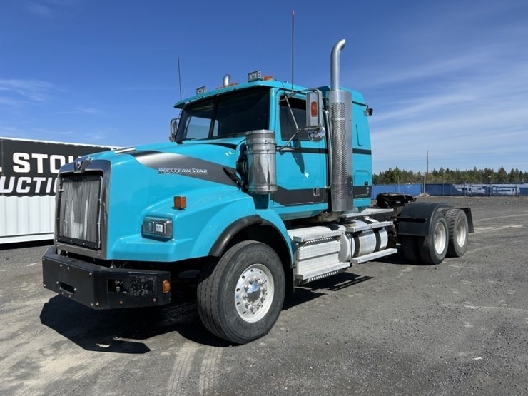 2012-western-star-4900-image-1